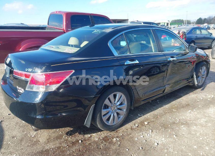 Photo 4 of 2011 Honda Accord 3.5 EX-L (VIN 1HGCP3F8XBA013327)