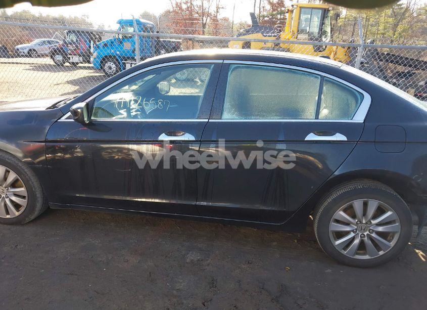 Photo 14 of 2011 Honda Accord 3.5 EX-L (VIN 1HGCP3F8XBA013733)