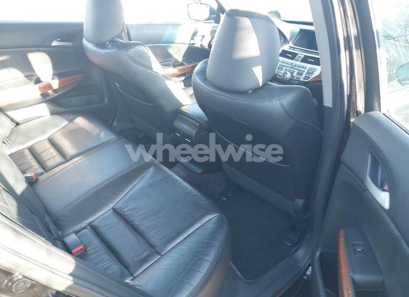 Photo 8 of 2011 Honda Accord 3.5 EX-L (VIN 1HGCP3F8XBA013733)