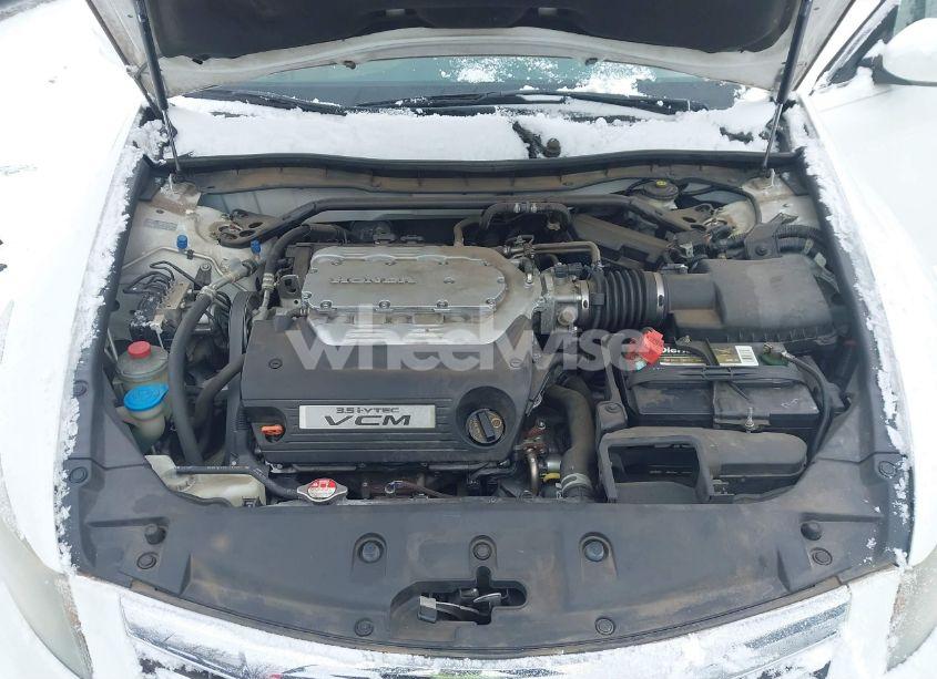 Photo 10 of 2011 Honda Accord 3.5 EX-L (VIN 1HGCP3F8XBA024232)