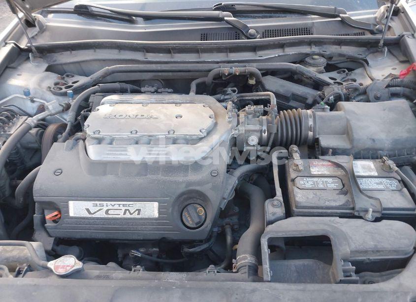 Photo 10 of 2011 Honda Accord 3.5 EX-L (VIN 1HGCP3F8XBA028748)