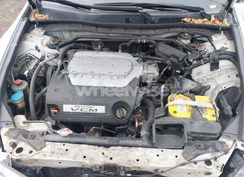 Photo 10 of 2012 Honda Accord 3.5 EX-L (VIN 1HGCP3F8XCA000711)