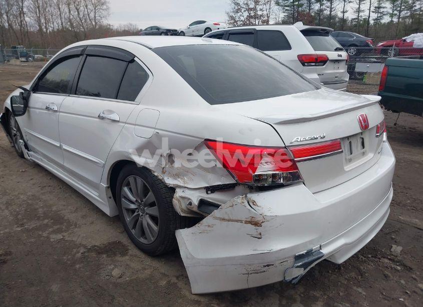 Photo 3 of 2012 Honda Accord 3.5 EX-L (VIN 1HGCP3F8XCA000711)