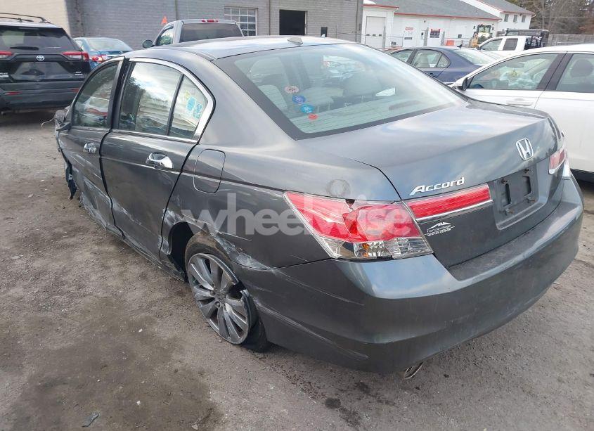Photo 3 of 2012 Honda Accord 3.5 EX-L (VIN 1HGCP3F8XCA000885)