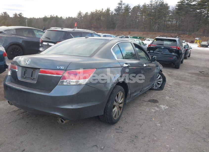 Photo 4 of 2012 Honda Accord 3.5 EX-L (VIN 1HGCP3F8XCA000885)
