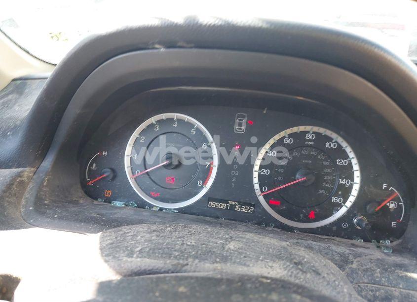 Photo 7 of 2012 Honda Accord 3.5 EX-L (VIN 1HGCP3F8XCA007965)