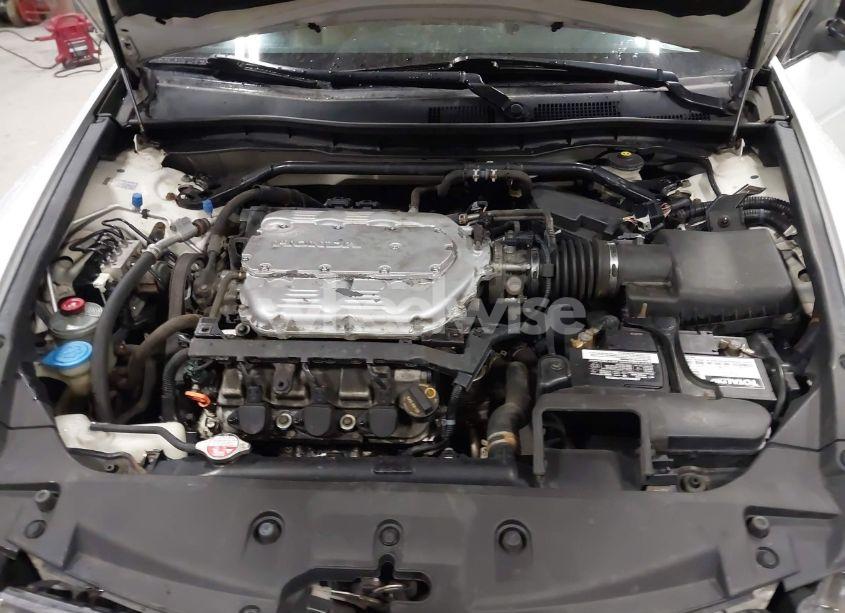 Photo 10 of 2012 Honda Accord 3.5 EX-L (VIN 1HGCP3F8XCA010428)