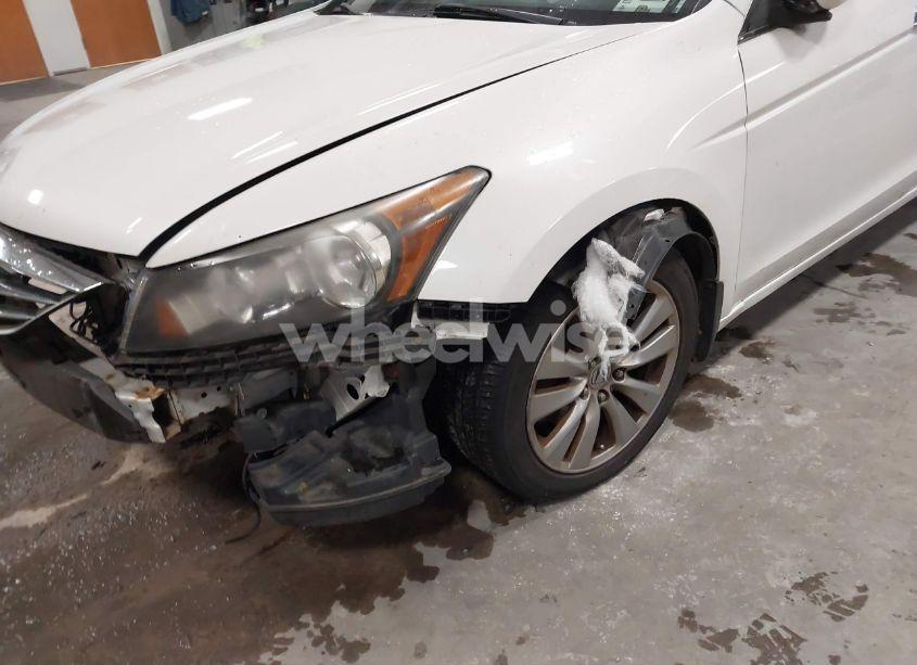 Photo 6 of 2012 Honda Accord 3.5 EX-L (VIN 1HGCP3F8XCA010428)