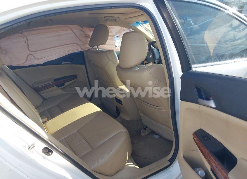 Photo 8 of 2012 Honda Accord 3.5 EX-L (VIN 1HGCP3F8XCA015497)