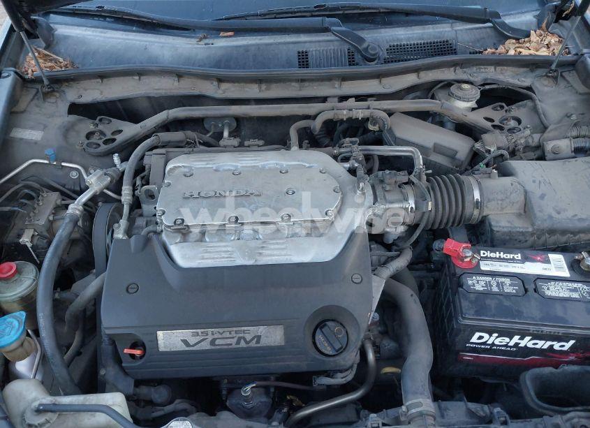 Photo 10 of 2012 Honda Accord 3.5 EX-L (VIN 1HGCP3F8XCA021624)