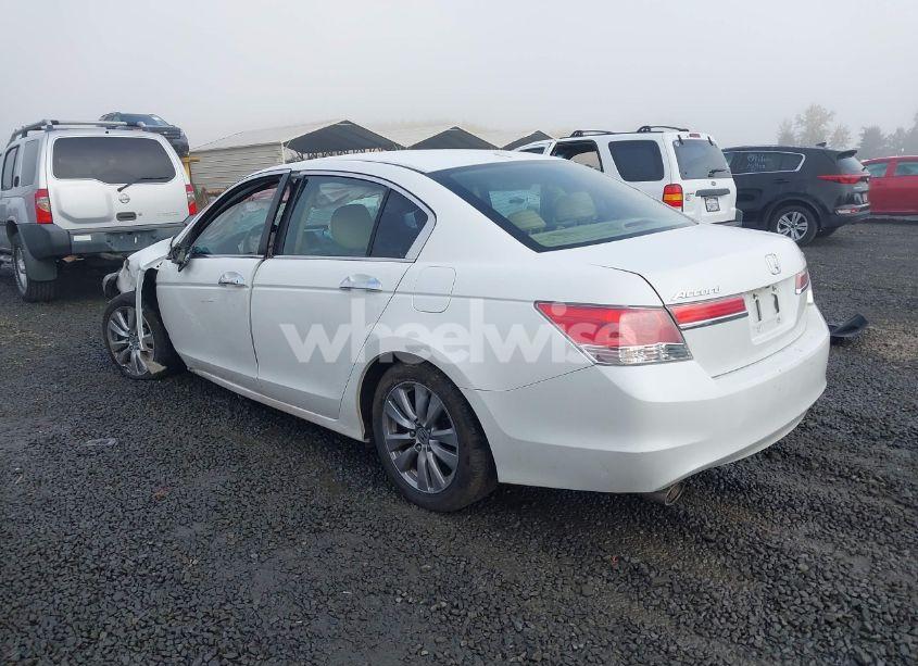 Photo 3 of 2012 Honda Accord 3.5 EX-L (VIN 1HGCP3F8XCA024054)