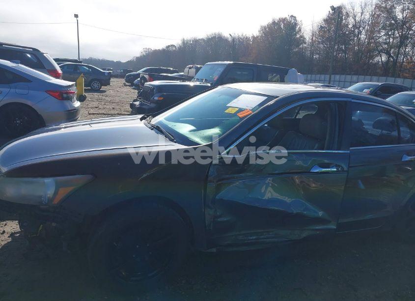 Photo 6 of 2012 Honda Accord 3.5 EX-L (VIN 1HGCP3F8XCA024619)