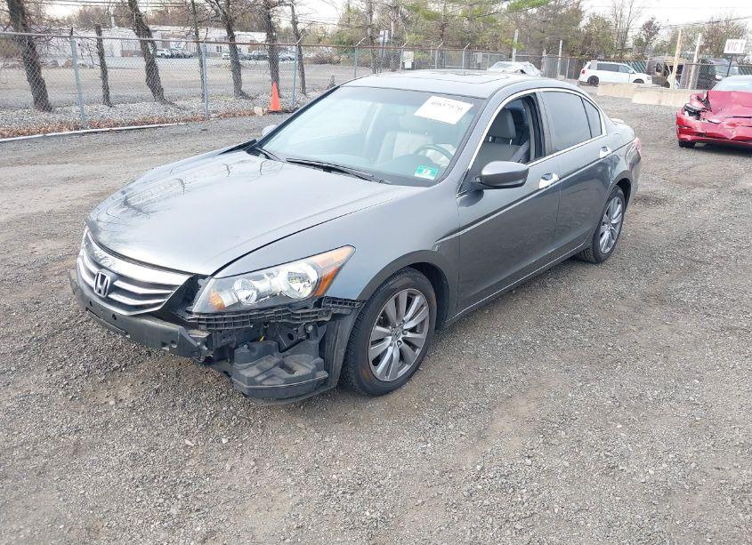 Photo 2 of 2012 Honda Accord 3.5 EX-L (VIN 1HGCP3F8XCA033868)