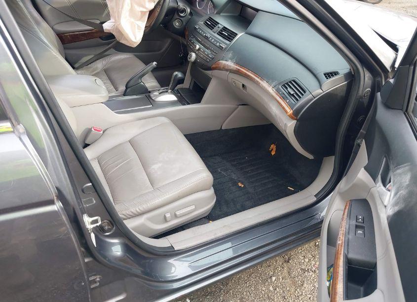 Photo 5 of 2012 Honda Accord 3.5 EX-L (VIN 1HGCP3F8XCA033868)