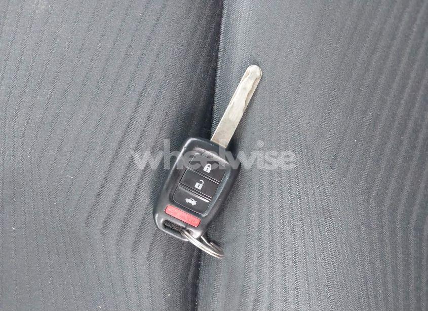 Photo 11 of 2015 Honda Accord LX (VIN 1HGCR2E30FA017564)