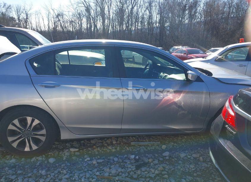 Photo 13 of 2013 Honda Accord LX (VIN 1HGCR2E32DA114147)