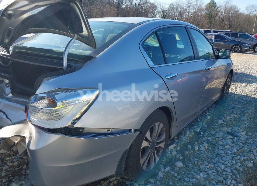 Photo 4 of 2013 Honda Accord LX (VIN 1HGCR2E32DA114147)