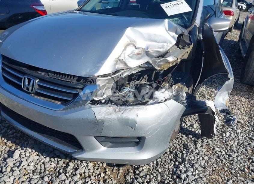 Photo 6 of 2013 Honda Accord LX (VIN 1HGCR2E32DA114147)