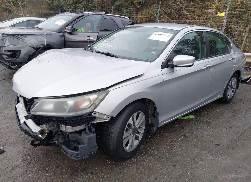 Photo 2 of 2014 Honda Accord LX (VIN 1HGCR2E32EA201922)