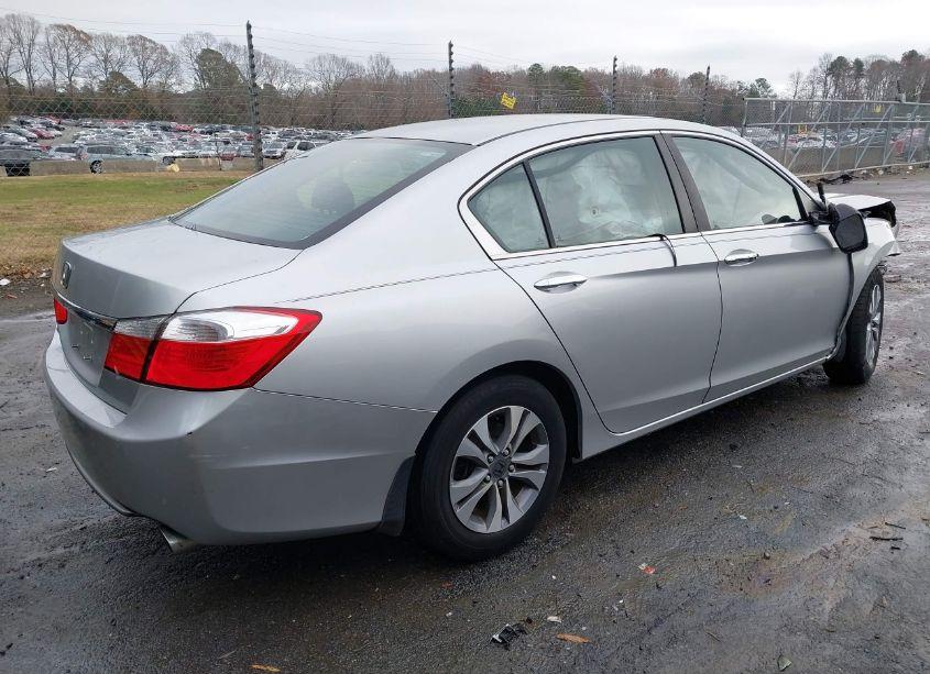 Photo 4 of 2014 Honda Accord LX (VIN 1HGCR2E32EA201922)