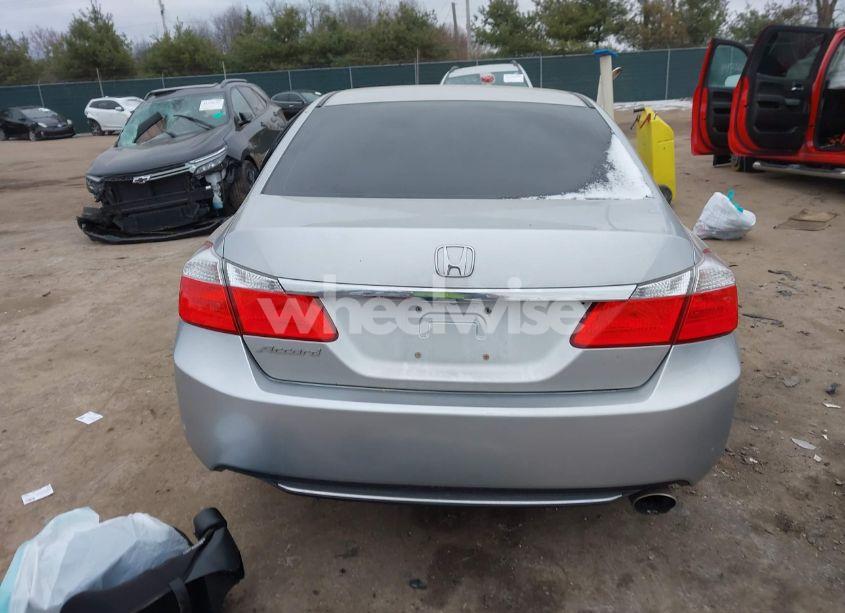 Photo 16 of 2013 Honda Accord LX (VIN 1HGCR2E33DA067484)