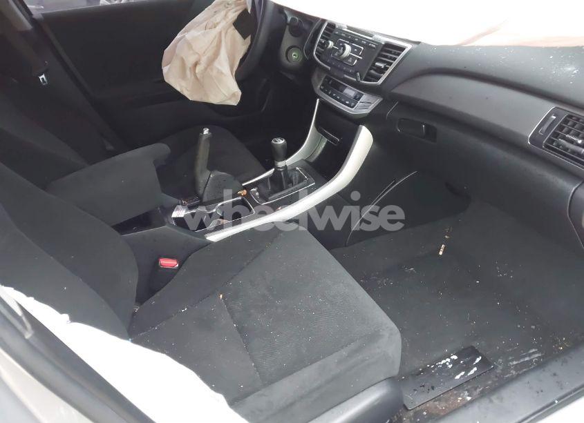Photo 5 of 2013 Honda Accord LX (VIN 1HGCR2E33DA067484)