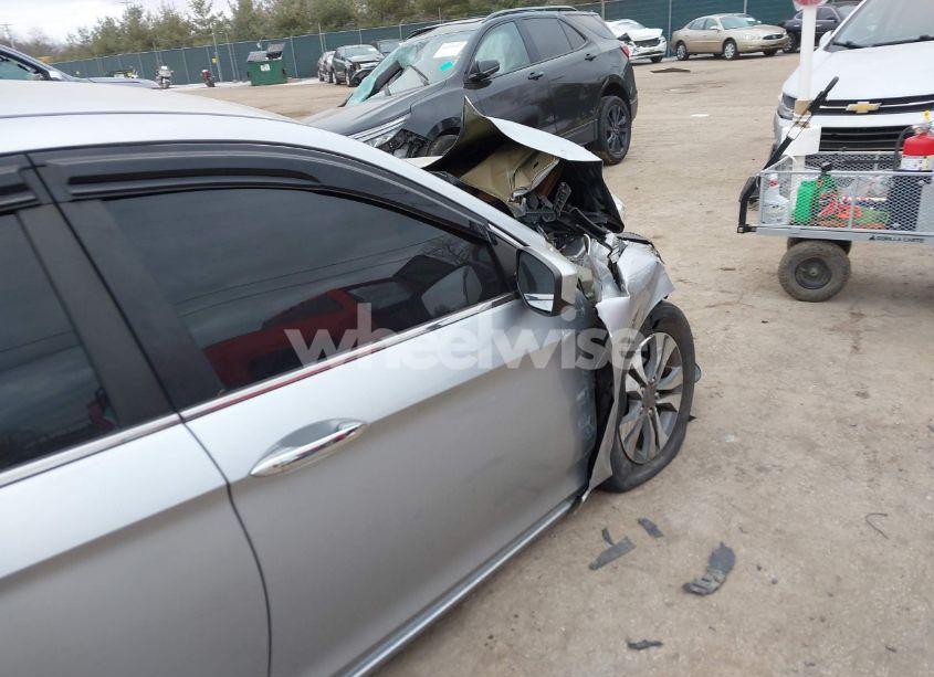 Photo 6 of 2013 Honda Accord LX (VIN 1HGCR2E33DA067484)