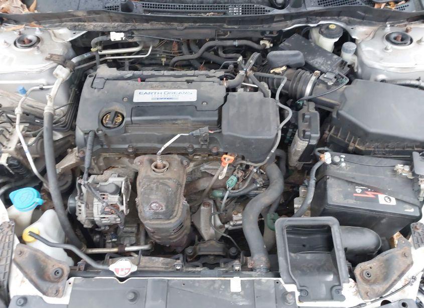 Photo 10 of 2014 Honda Accord LX (VIN 1HGCR2E35EA022337)