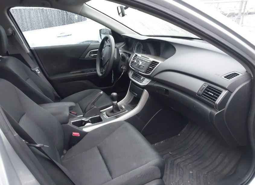 Photo 5 of 2014 Honda Accord LX (VIN 1HGCR2E35EA022337)