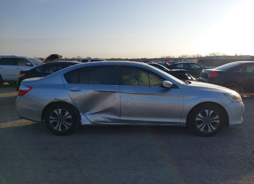 Photo 13 of 2014 Honda Accord LX (VIN 1HGCR2E35EA112135)