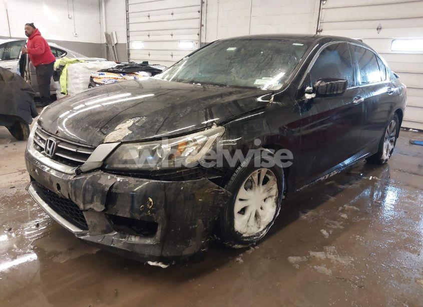Photo 2 of 2013 Honda Accord LX (VIN 1HGCR2E37DA234462)