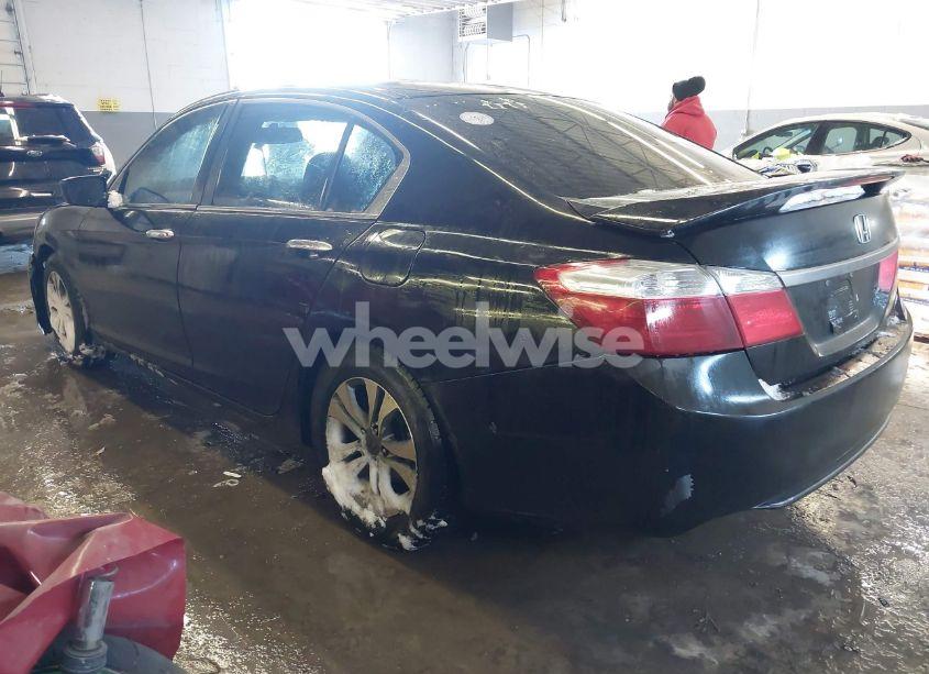 Photo 3 of 2013 Honda Accord LX (VIN 1HGCR2E37DA234462)