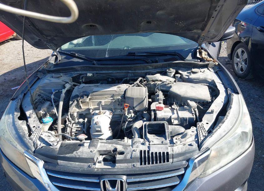 Photo 10 of 2015 Honda Accord LX (VIN 1HGCR2E37FA009381)