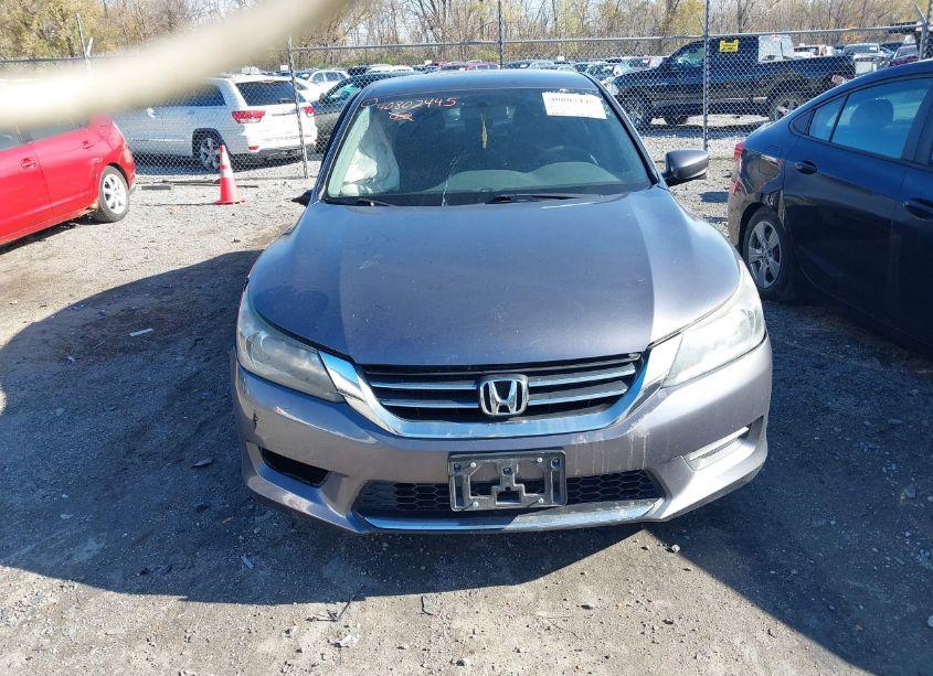 Photo 12 of 2015 Honda Accord LX (VIN 1HGCR2E37FA009381)
