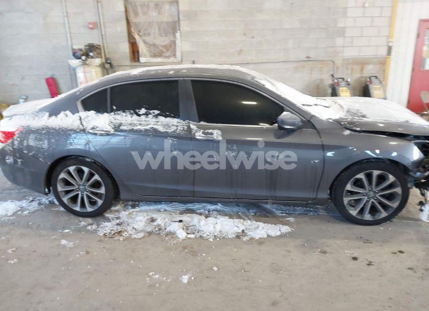 Photo 13 of 2013 Honda Accord SPORT (VIN 1HGCR2E51DA206691)