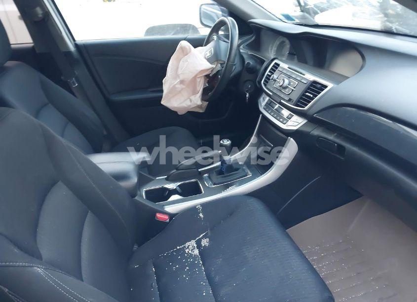 Photo 5 of 2015 Honda Accord SPORT (VIN 1HGCR2E51FA146754)