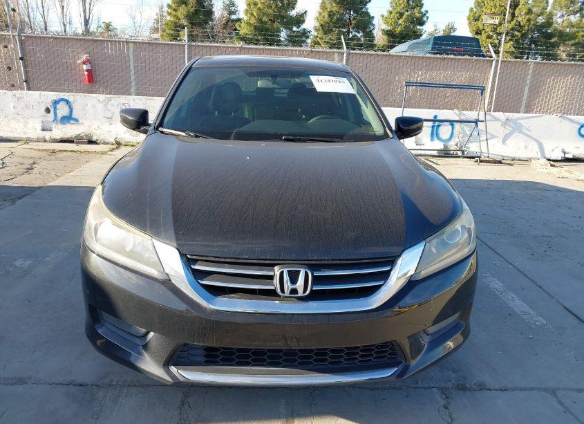 Photo 12 of 2015 Honda Accord SPORT (VIN 1HGCR2E51FA192651)