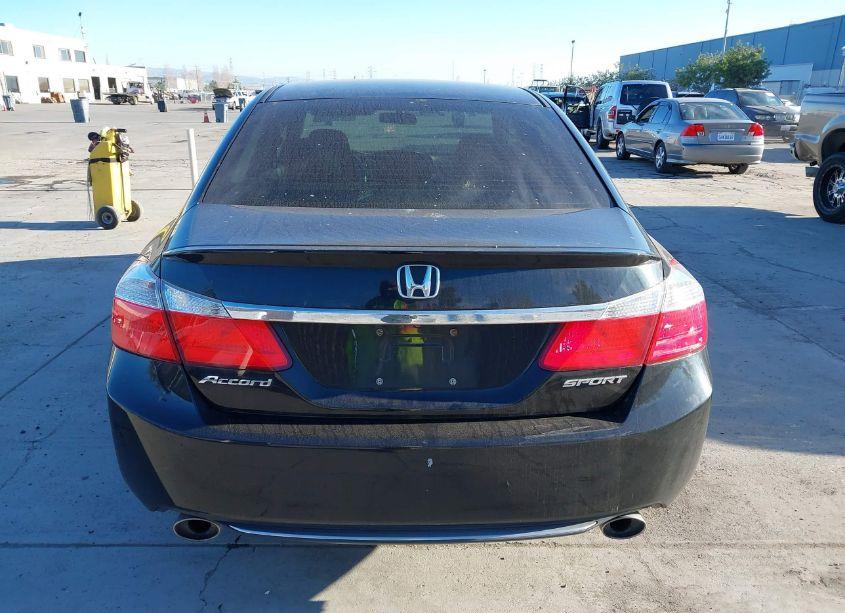 Photo 16 of 2015 Honda Accord SPORT (VIN 1HGCR2E51FA192651)