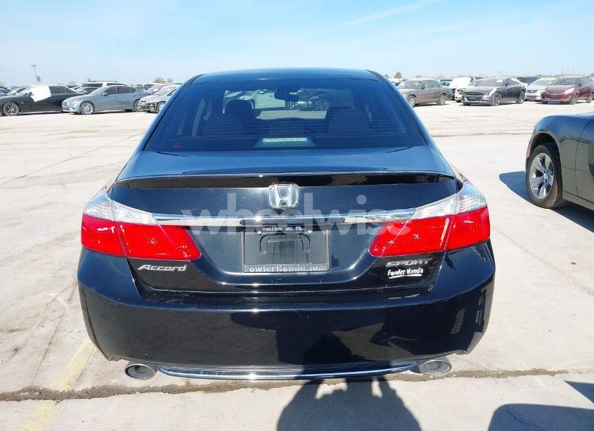 Photo 17 of 2015 Honda Accord SPORT (VIN 1HGCR2E51FA205690)