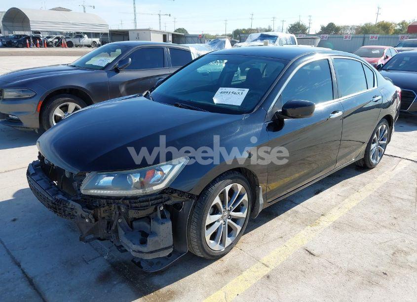 Photo 2 of 2015 Honda Accord SPORT (VIN 1HGCR2E51FA205690)