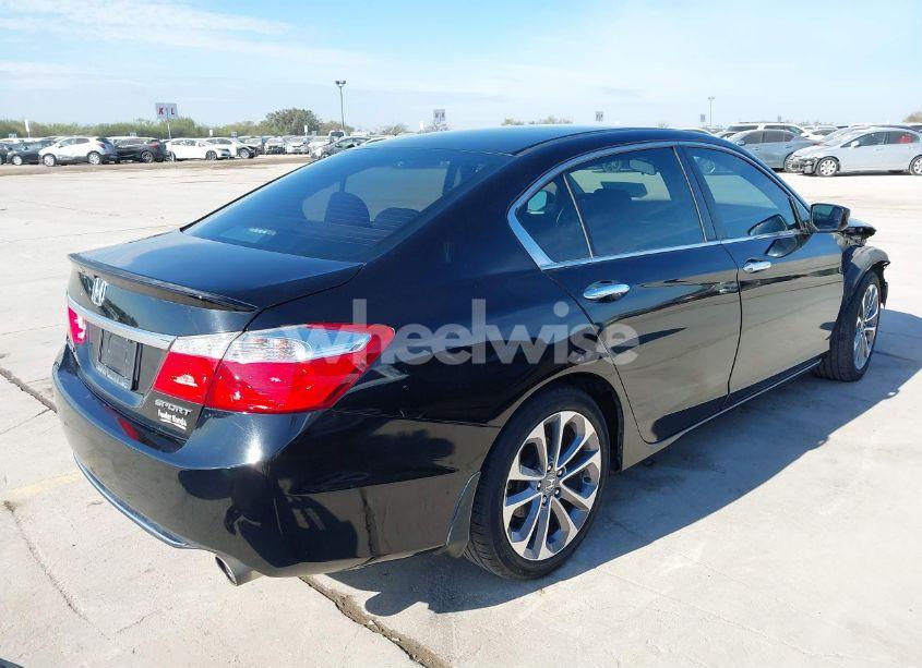 Photo 4 of 2015 Honda Accord SPORT (VIN 1HGCR2E51FA205690)