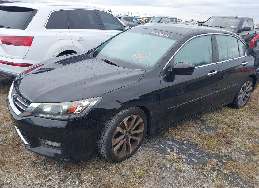 Photo 2 of 2013 Honda Accord SPORT (VIN 1HGCR2E52DA249937)