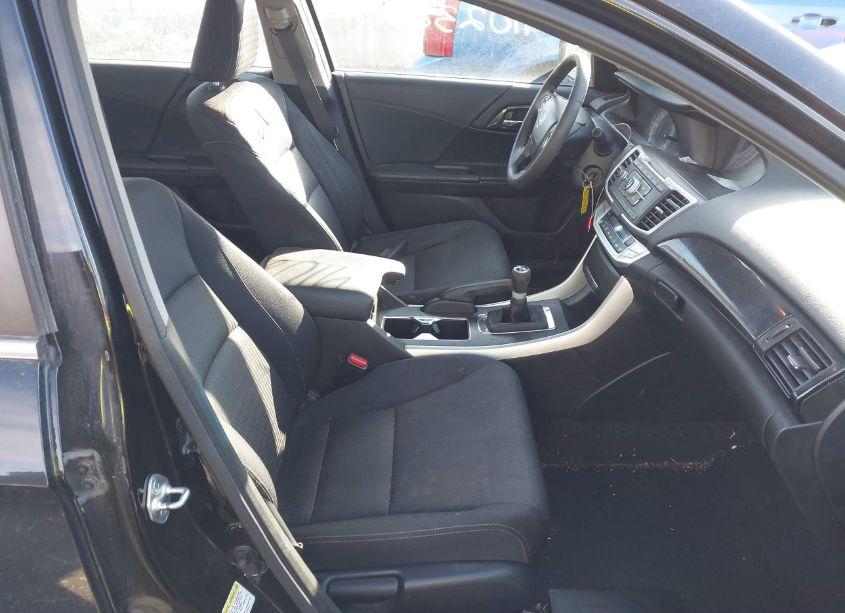 Photo 5 of 2013 Honda Accord SPORT (VIN 1HGCR2E54DA140895)