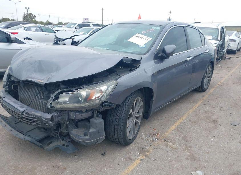 Photo 2 of 2014 Honda Accord SPORT (VIN 1HGCR2E56EA080393)