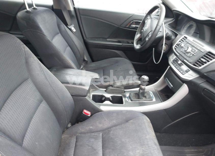 Photo 5 of 2014 Honda Accord SPORT (VIN 1HGCR2E57EA052800)