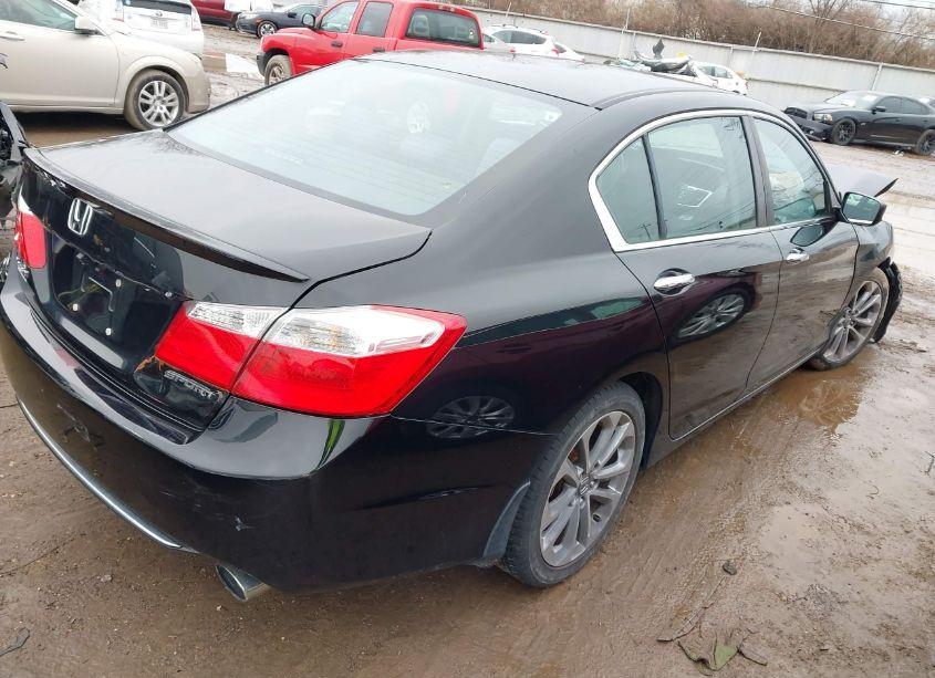 Photo 4 of 2014 Honda Accord SPORT (VIN 1HGCR2E57EA134980)