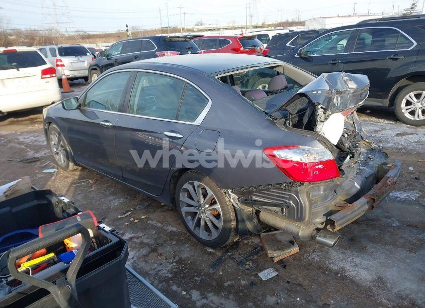 Photo 3 of 2014 Honda Accord SPORT (VIN 1HGCR2E57EA158261)