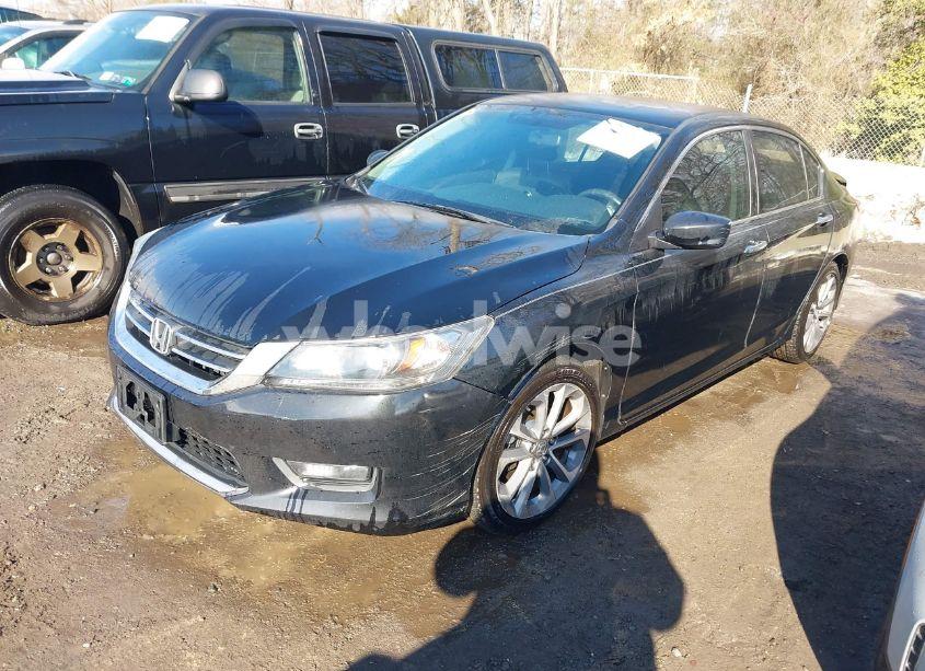 Photo 2 of 2014 Honda Accord SPORT (VIN 1HGCR2E57EA272650)