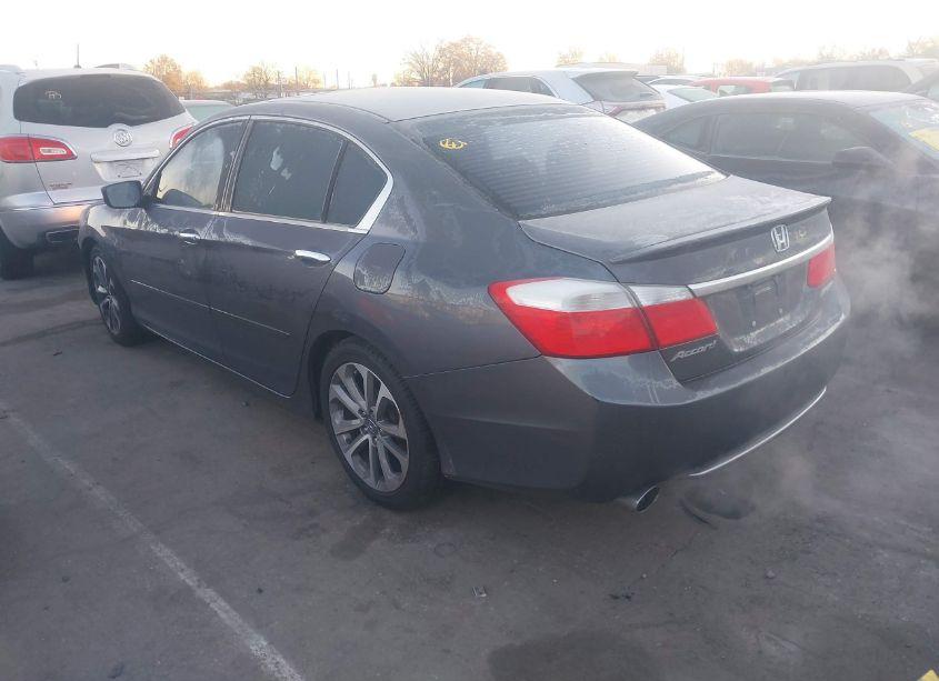 Photo 3 of 2015 Honda Accord SPORT (VIN 1HGCR2E58FA011223)