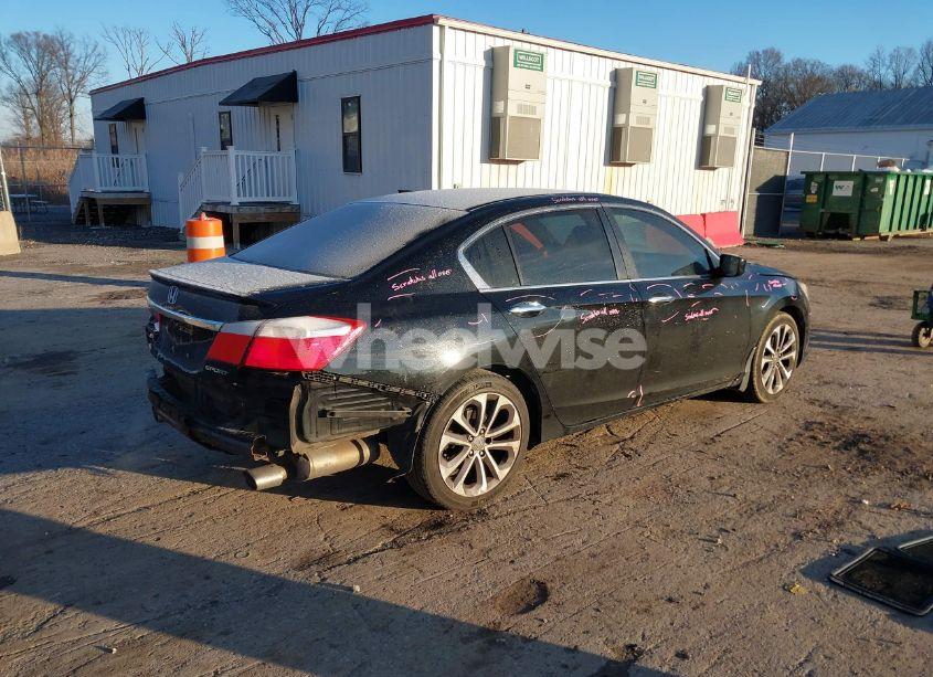 Photo 4 of 2014 Honda Accord SPORT (VIN 1HGCR2E59EA177247)